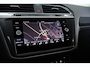 Volkswagen Tiguan 1.5 TSI ACT R-Line | Panorama | Head-Up | Stoelverwarming | Camera