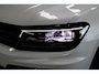 Volkswagen Tiguan 1.5 TSI ACT R-Line | Panorama | Head-Up | Stoelverwarming | Camera