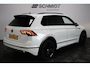 Volkswagen Tiguan 1.5 TSI ACT R-Line | Panorama | Head-Up | Stoelverwarming | Camera