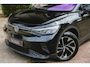 Volkswagen ID.4 Pro Business 77 kWh TREKHAAK | 360 CAM | KEYLESS | DODEHOEK |
