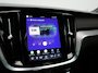 Volvo V60 T6 AWD Plus Dark Long Range PHEV 350pk Dealer O.H | Trekhaak Af Fabriek | Panodak | Adaptive Cruise | Camera | Sportstoelen Memory & Verwarmd | Stuur Verwarmd | Keyless | Apple Carplay | Navigatie | DAB | 19" | Plug In Hybrid |