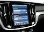 Volvo V60 T6 AWD Plus Dark Long Range PHEV 350pk Dealer O.H | Trekhaak Af Fabriek | Panodak | Adaptive Cruise | Camera | Sportstoelen Memory & Verwarmd | Stuur Verwarmd | Keyless | Apple Carplay | Navigatie | DAB | 19" | Plug In Hybrid |