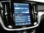 Volvo V60 T6 AWD Plus Dark Long Range PHEV 350pk Dealer O.H | Trekhaak Af Fabriek | Panodak | Adaptive Cruise | Camera | Sportstoelen Memory & Verwarmd | Stuur Verwarmd | Keyless | Apple Carplay | Navigatie | DAB | 19" | Plug In Hybrid |