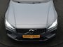 Volvo V60 T6 AWD Plus Dark Long Range PHEV 350pk Dealer O.H | Trekhaak Af Fabriek | Panodak | Adaptive Cruise | Camera | Sportstoelen Memory & Verwarmd | Stuur Verwarmd | Keyless | Apple Carplay | Navigatie | DAB | 19" | Plug In Hybrid |