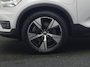 Volvo XC40 T5 Ultimate Dark PHEV 262pk Dealer O.H | Trekhaak Af Fabriek | Panodak | Adaptive Cruise | 360 Camera | Harman / Kardon | Alcantara Sportstoelen Memory & Verwarmd | Stuur Verwarmd | Blis | Keyless | Apple Carplay | Navigatie | DAB | 19"L.M | Plug In Hybrid |
