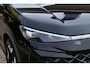 Volkswagen T-Roc 1.5 eTSi 150pk DSG R-Line - Adaptive cruise - Apple CarPlay - Achteruitrijcamera - Keyless entry - Stoelverwarming - Elektrische achterklep - Dodehoekdetectie - Parkeersensoren