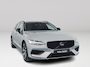 Volvo V60 B4 Essential Edition | Parkeercamera | Stoel- en stuurverwarming | Trekhaak | Getint glas