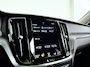 Volvo V60 B3 Momentum | Parkeercamera | Stoel- en Stuurverwarming | Cruise control | Trekhaak