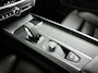 Volvo V60 B3 Momentum | Parkeercamera | Stoel- en Stuurverwarming | Cruise control | Trekhaak