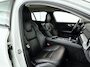 Volvo V60 B3 Momentum Advantage | Parkeercamera | Stoel- en Stuurverwarming | Cruise control | Trekhaak