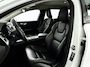 Volvo V60 B3 Momentum Advantage | Parkeercamera | Stoel- en Stuurverwarming | Cruise control | Trekhaak
