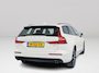 Volvo V60 B3 Momentum Advantage | Parkeercamera | Stoel- en Stuurverwarming | Cruise control | Trekhaak