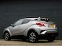 Toyota C-HR / C-HR+ 1.8 Hybrid Active 1e EIGENAAR! CAMERA! STOELVERW! BLUETOOTH! NAVI! LM VELGEN!