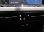 Volkswagen Golf Variant 1.0 TSI Life | Carplay | Navigatie | Parkeersensoren voor + achter | Sfeerverlichting |