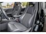 Toyota RAV4 2.5 Hybrid AWD Style, Panoramadak, Stuurverwarming, Trekhaak, 360 Camera, Leder, Carplay, Adaptive Cruise.
