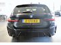 BMW 3-Serie Touring 330e M-SPORT pano camera cruise led 18 inch !!