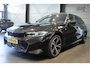 BMW 3-Serie Touring 330e M-SPORT pano camera cruise led 18 inch !!