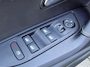 Peugeot 2008 1.2 Hybrid 145 GT | Navigatie | 360 camera | Apple Carplay/Android Auto | 18 inch