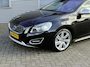 Volvo V60 1.6 T4 Kinetic Xenon|Pano|Cruise|Trekhaak|Stoelverwarming|Leder