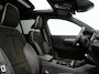 Volvo XC40 1.5 T3 Momentum Business R-Design | Trekhaak | Pano | Camera | Allseason banden | Cruise |