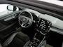 Volvo XC40 1.5 T3 Momentum Business R-Design | Trekhaak | Pano | Camera | Allseason banden | Cruise |