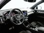 Volvo XC40 1.5 T3 Momentum Business R-Design | Trekhaak | Pano | Camera | Allseason banden | Cruise |