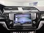 Volkswagen Touran 1.4 TSI Highline | Carplay | Achteruitrijcamera | Panoramisch-schuifdak | Parkeersensoren voor + Achter | Stoelverwarming | Navigatie | Adaptieve cruise control |