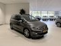 Volkswagen Touran 1.4 TSI Highline | Carplay | Achteruitrijcamera | Panoramisch-schuifdak | Parkeersensoren voor + Achter | Stoelverwarming | Navigatie | Adaptieve cruise control |