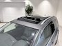 Volkswagen Touran 1.4 TSI Highline | Carplay | Achteruitrijcamera | Panoramisch-schuifdak | Parkeersensoren voor + Achter | Stoelverwarming | Navigatie | Adaptieve cruise control |