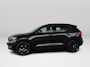 Volvo XC40 B4 Plus Black Edition | Panoramadak | 360° camera | Harman Kardon | Stoel- en stuurverwarming | Trekhaak