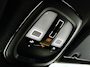 Volvo XC40 B4 Plus Black Edition | Panoramadak | 360° camera | Harman Kardon | Stoel- en stuurverwarming | Trekhaak