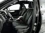 Volvo XC40 B4 Plus Black Edition | Panoramadak | 360° camera | Harman Kardon | Stoel- en stuurverwarming | Trekhaak