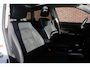 Suzuki Vitara 1.5 Hybrid Aut. Style - Panoramadak - Adaptieve cruise - Achteruitrijcamera - Dodehoekdetectie - Apple CarPlay - Navigatiesysteem - Keyless - Stoelverwarming - Parkeersensoren