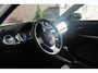 Suzuki Vitara 1.5 Hybrid Aut. Style - Panoramadak - Adaptieve cruise - Achteruitrijcamera - Dodehoekdetectie - Apple CarPlay - Navigatiesysteem - Keyless - Stoelverwarming - Parkeersensoren