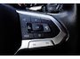 Volkswagen T-Cross 1.0 TSI Life + Achteruitrij camera + Lichtmetalen Velgen + Keurig onderhouden Navigatie + Verkeersbord detectie + Apple / Android carplay