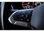 Volkswagen T-Cross 1.0 TSI Life + Achteruitrij camera + Lichtmetalen Velgen + Keurig onderhouden Navigatie + Verkeersbord detectie + Apple / Android carplay