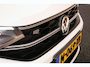 Volkswagen Taigo 1.0 TSI 110pk DSG R-Line Camera Stoelverwarming Keyless Navigatie Adaptive cruise Carplay