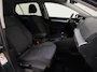 Volkswagen Golf 1.5 TSI Life | Winterpakket | LED | VC | Adapt. Cruise | Ambient |