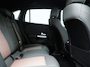 Mercedes-Benz EQA 250+ Business Line 71 kWh 190pk Dealer O.H. | Trekhaak Af Fabriek | Adaptive Cruise | 360 Camera | Sfeerverlichting | Sportstoelen & Stuur Verwarmd | Keyless | BLIS | Apple Carplay | Navigatie | DAB | Widescreen Navi |