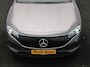 Mercedes-Benz EQA 250+ Business Line 71 kWh 190pk Dealer O.H. | Trekhaak Af Fabriek | Adaptive Cruise | 360 Camera | Sfeerverlichting | Sportstoelen & Stuur Verwarmd | Keyless | BLIS | Apple Carplay | Navigatie | DAB | Widescreen Navi |