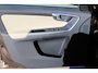 Volvo XC60 2.0 T5 FWD Summum | Fullmap Navigatie | Parkeercamera achter | Keyless entry & Start | Elektrisch verstelbare bestuurdersstoel met memory | BLIS | Xenon verlichting | Trekhaak |
