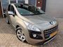 Peugeot 3008 1.6 VTi Style / Pano / Navi / PDC / Clima / Cruise / NAP