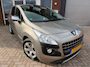 Peugeot 3008 1.6 VTi Style / Pano / Navi / PDC / Clima / Cruise / NAP