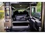 Land Rover Defender 2.2 D SW 110" Rough Edition 7-Persoons Lier Standverwarming