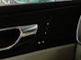 Volvo XC60 2.0 T6 Plug-in Hybrid AWD Plus Bright | Trekhaak | Panoramadak | Achteruitrijcamera | Keyless Entry | Elektrische Achterklep | Elektrisch Verstelbare Voorstoelen | Lederen Bekleding | Stoelverwarming voor en achter | Cruise Control Adaptief | Google Navigatie | Apple Carplay | Android Auto