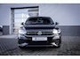 Volkswagen Tiguan Allspace 1.5 TSI R-Line Business 7p. | Achteruitrijcamera | Elektrisch bedienbare achterklep met sensorsturing | Extra getint glas