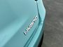 Fiat 600 1.2 Hybrid La Prima | Camera | Navigatie | Stoelverwarming | Lederenbekleding | Elektrische Stoelen & Massagefunctie | Sensoren V+A | Adaptive Cruise Control incl Highway Assist | LMV | 145PK | Climate Control | Elektrische Achterklep | Tot 8 jaar speciale garantie!