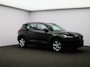 Volvo XC40 1.5 T2 Momentum / Trekhaak / Stoel+Stuurverwarming / Carplay / Parkeercamera / Navigatie / Cruise Control /