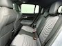 Jeep Avenger 1.2 e-Hybrid Summit | Camera 360 | Sensoren V+A | Naviagtie | Apple Carplay | LMV | Schuif/kanteldak | Elektrische Achterklep | Adaptieve Cruise Control met Highway Assist | Stoel Verwarming | 110PK | Draadloos Laden | JBL Speakers | Tot 8 jaar garantie!