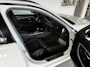 BMW 3-Serie Touring 318i M Sport Edition M Sport / stoelverwarming / extra set winterwielen / cruise control